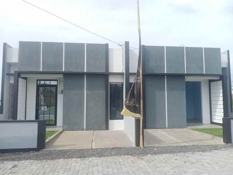 hunian konsep modern lokasi dekat sman 1 singosari