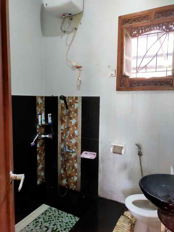 iml rumah mewah gandul dekat tol brigif