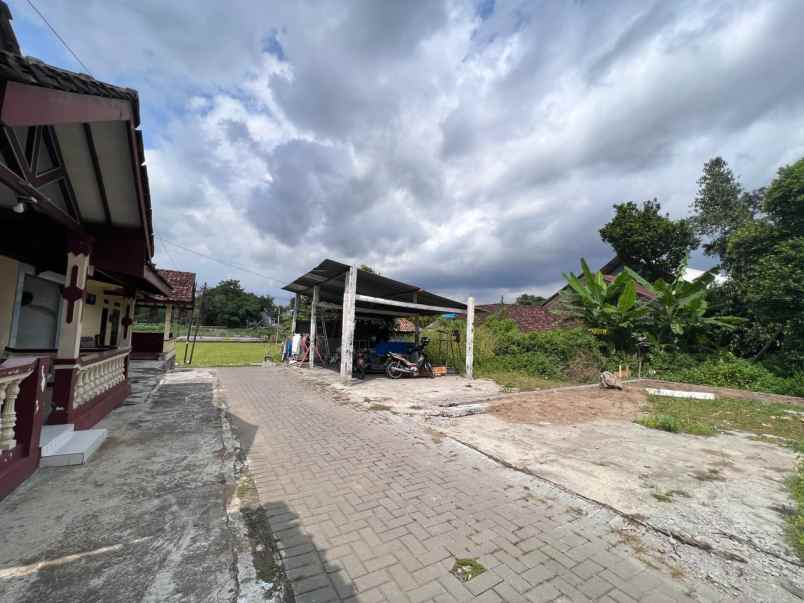 jl palagan km 7 5 menit sch tanah jonke shm p siap ajb