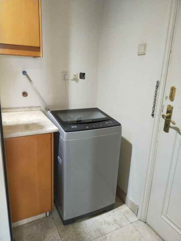 jual apartemen istana sahid