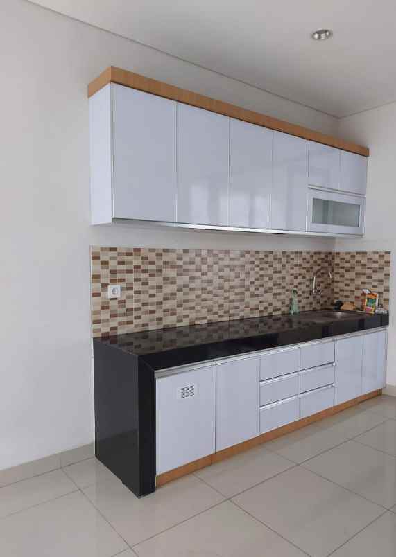 jual cepat rumah cosmo estate