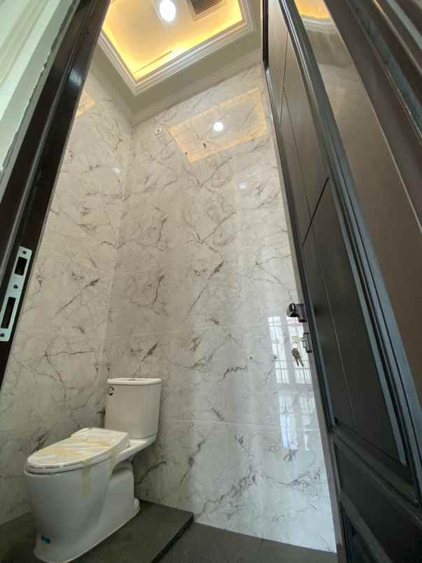 jual cepat rumah mewah di grand depok city