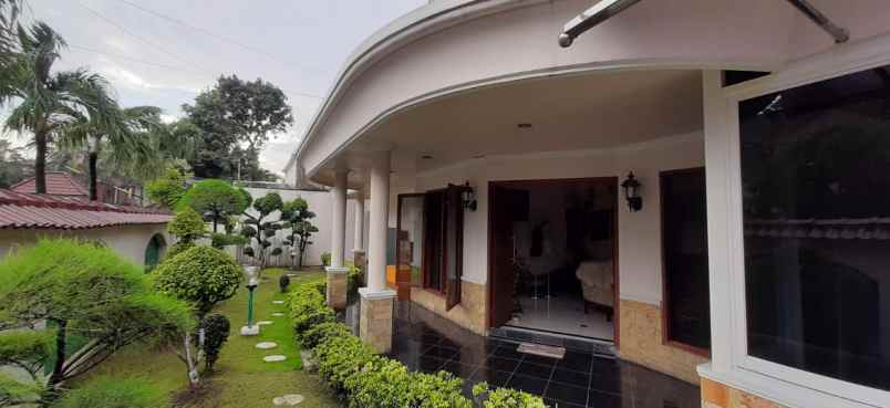 jual rumah jl prapen indah surabaya