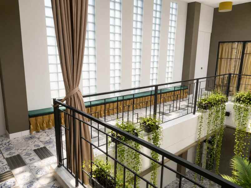 jual rumah mewah komplek full furnished strategis