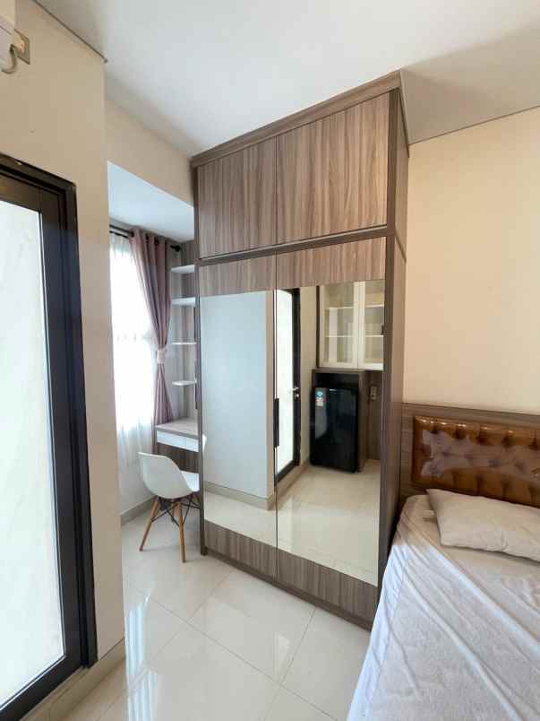 jual unit apartment transpark cibubur