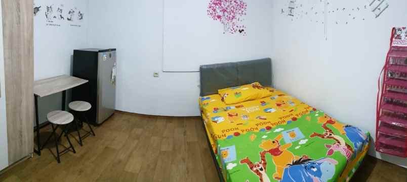 kost senen kramat jati