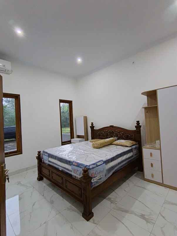 miliki rumah di pedesaan borobudur magelang