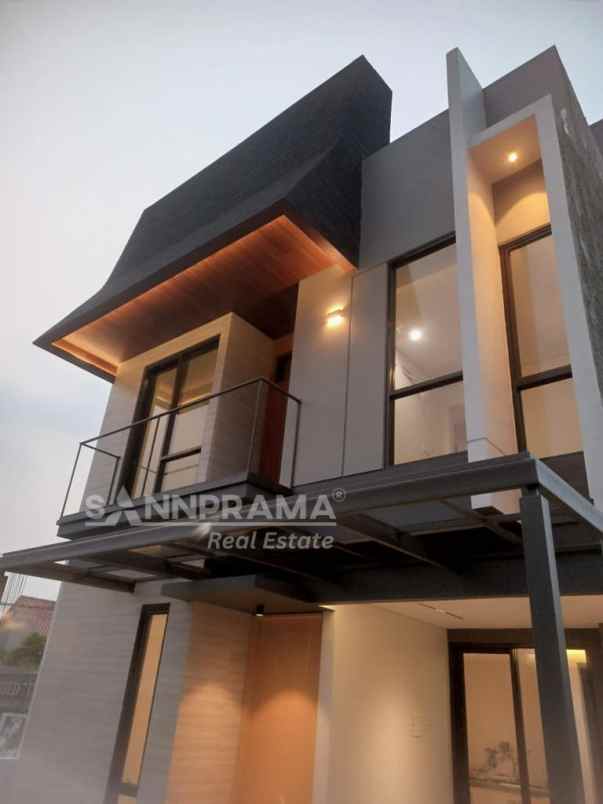private townhouse pancoran mas dekat mall dtc iml
