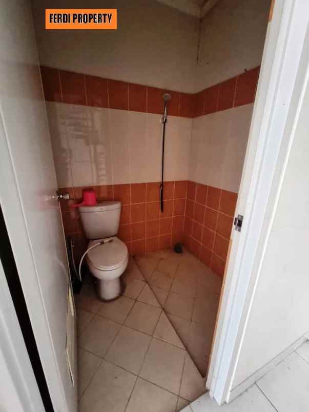 ruko rapi siap pakai belakang kota wisata cibubur