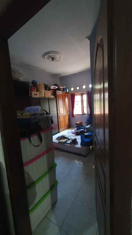 rumah 1 lantai di jalan deme gatot subroto bandung