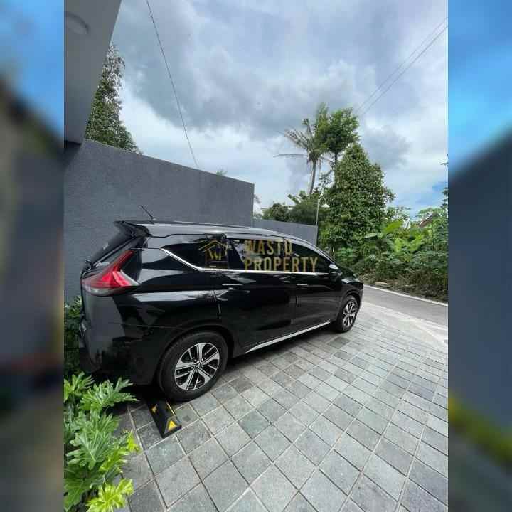 rumah 2 lantai 900 jutaan strategis di ngaglik