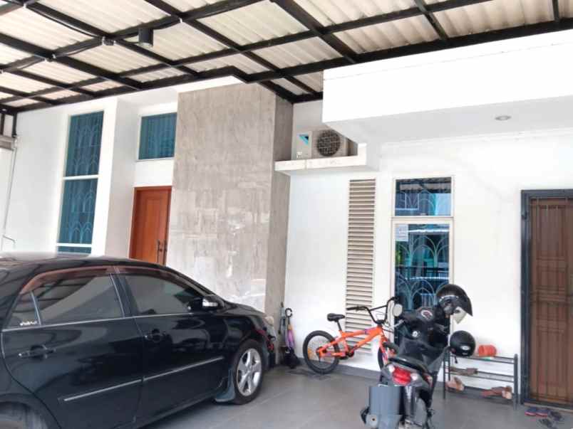 rumah 2 lantai 9x18 162m type 3kt taman modern cakung