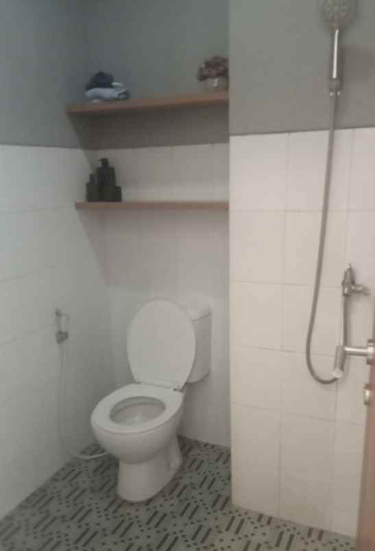 rumah 2 lantai bekasi timur