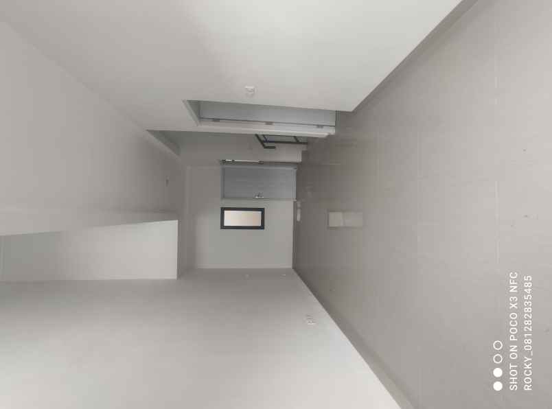 rumah 2 lantai cukup booking free biaya2