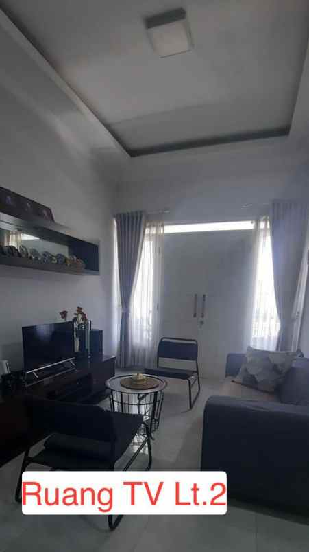 rumah 2 lantai modern minimalis antapani bandung