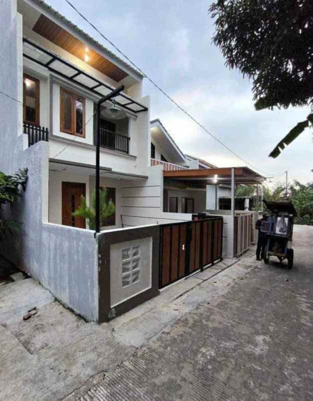 rumah 2 lantai murah depok