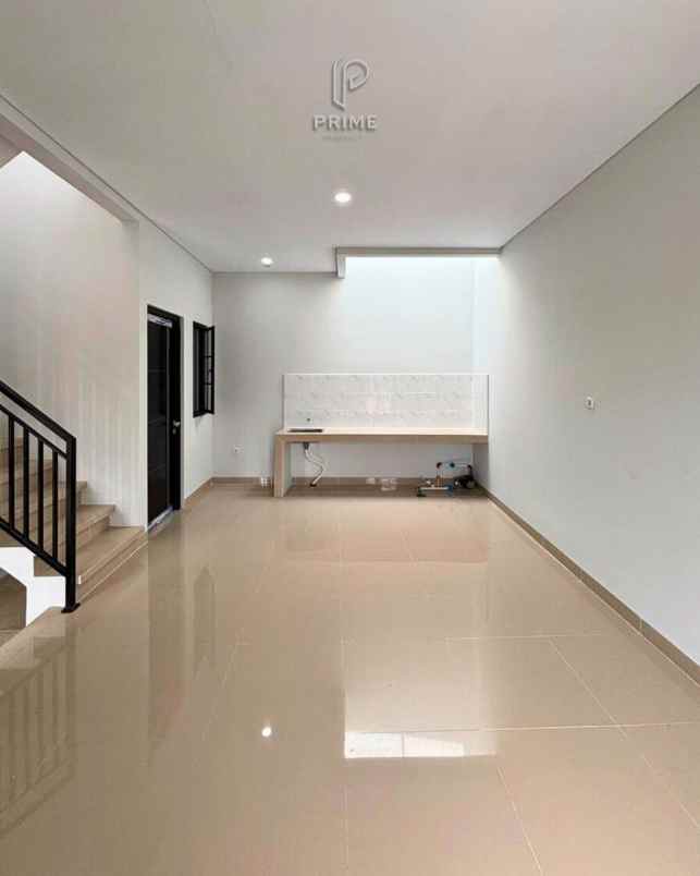 rumah 800 jutaan di jagakarsa jakarta selatan