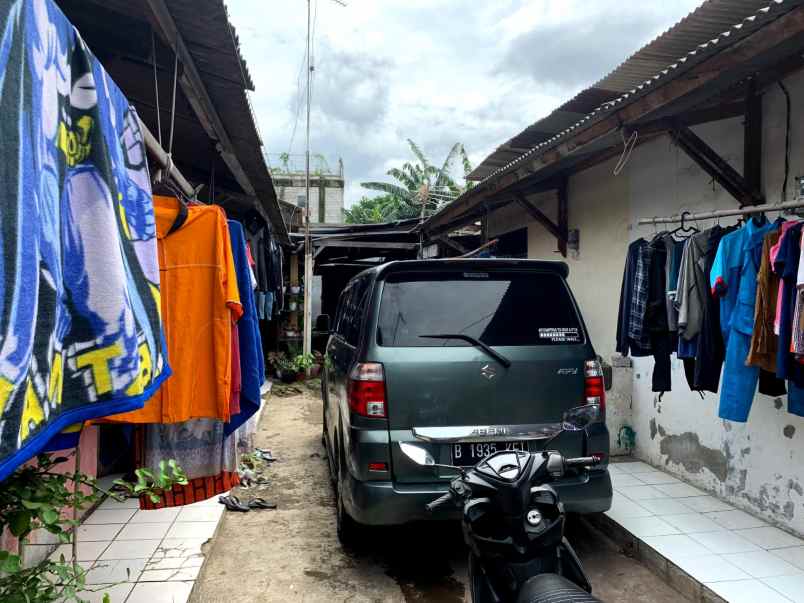 rumah asri tanah luas 216 m komplek gjs jakasampurna