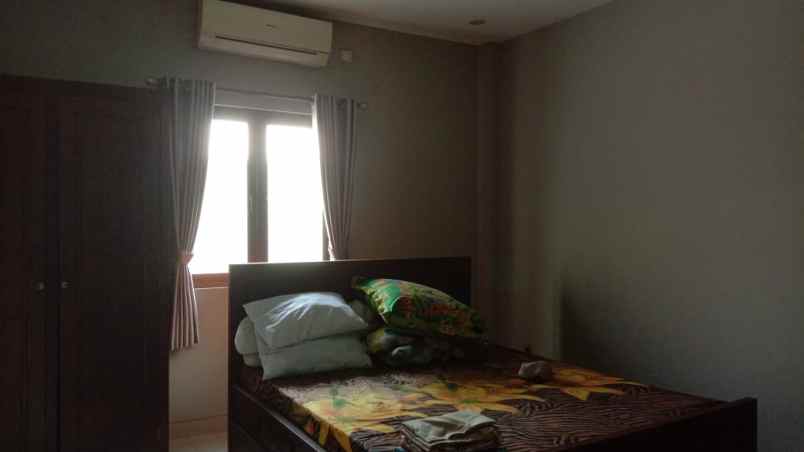 rumah bagus siap huni di karawang barat