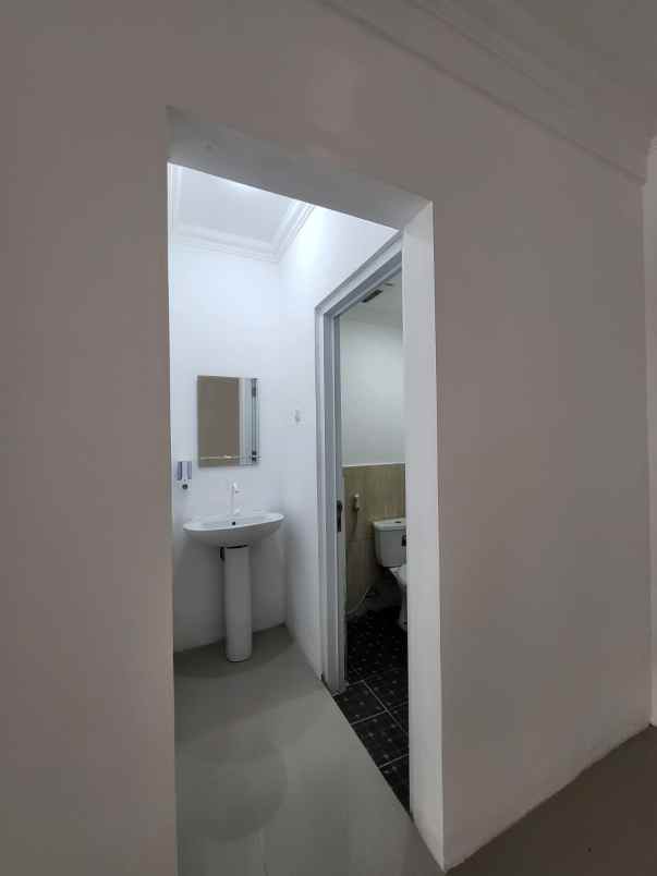 rumah baru dalam town house di cireunde