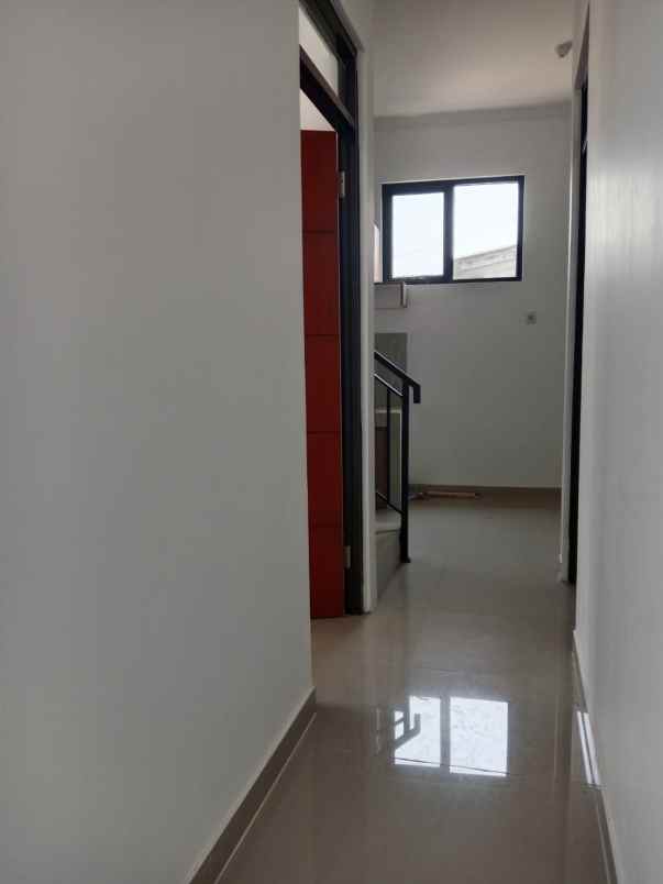 rumah baru siap huni cihanjuang cimahi murah shm