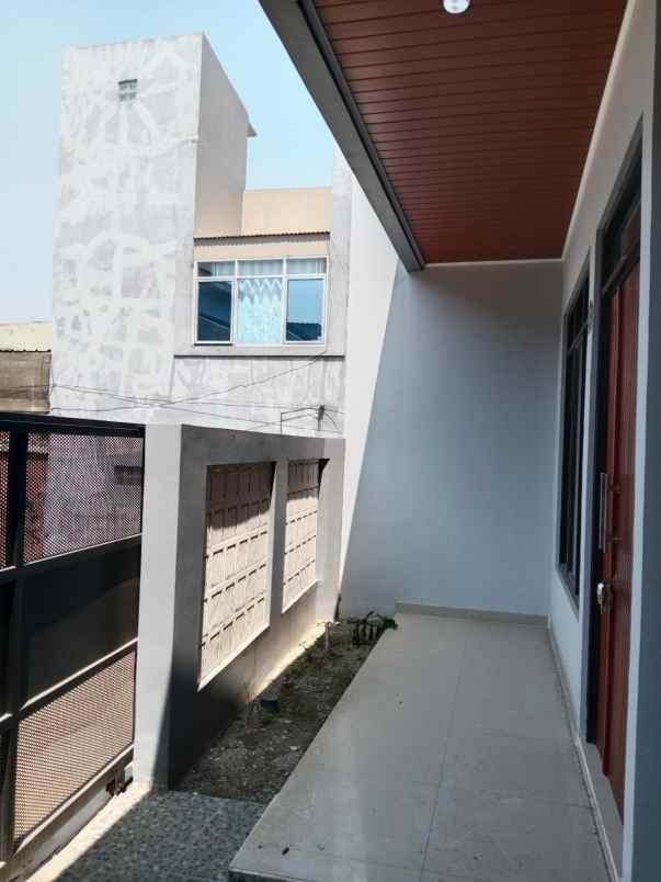 rumah baru siap huni cihanjuang cimahi murah shm