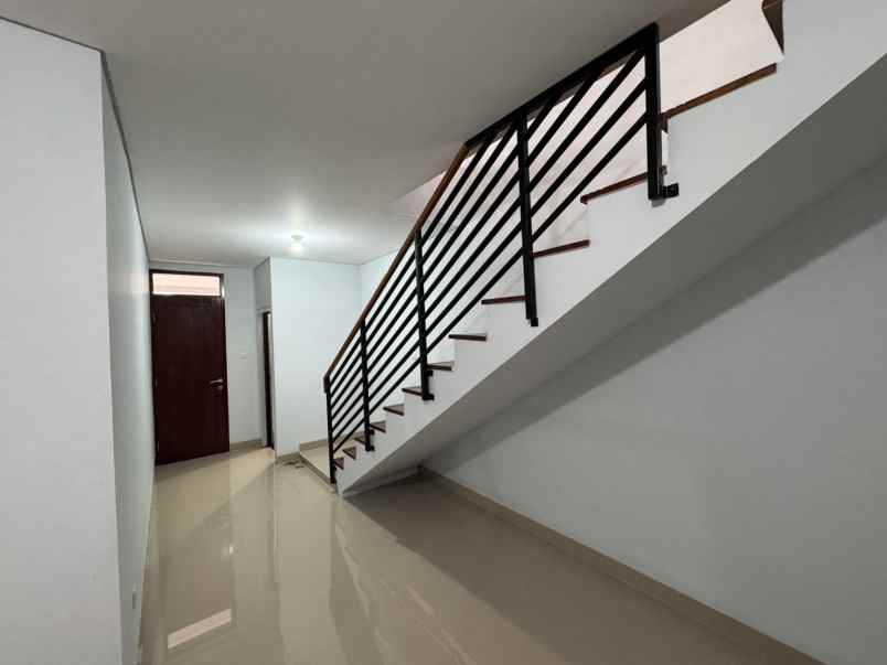 rumah baru siap huni komplek citra green dago bandung