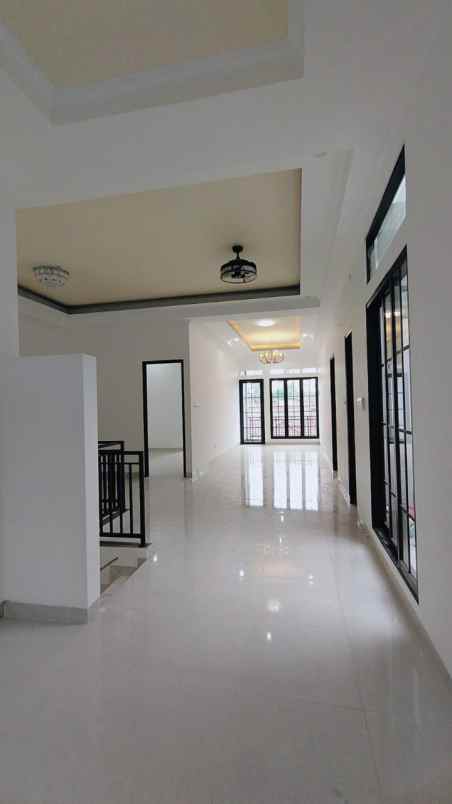 rumah baru siap huni lokasi strategis di griyaloka bsd