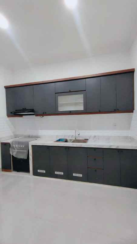 rumah baru siap huni lokasi strategis di griyaloka bsd