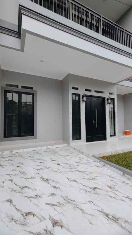 rumah baru siap huni lokasi strategis di griyaloka bsd