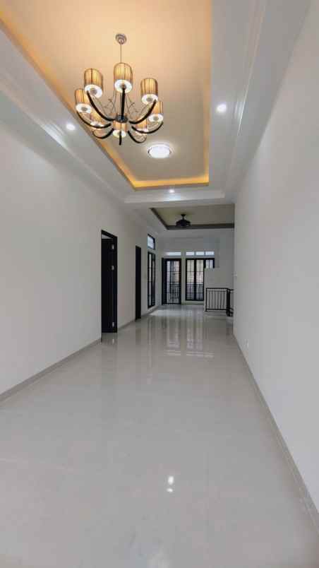 rumah baru siap huni lokasi strategis di griyaloka bsd