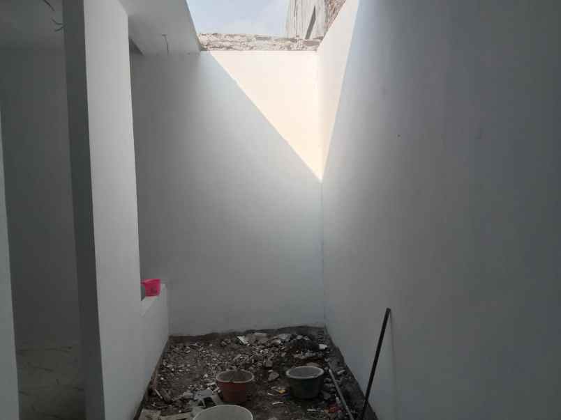 rumah bukit kencana jaya semarang