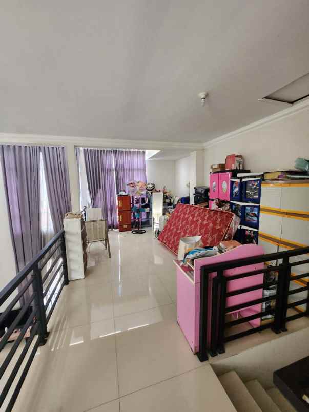 rumah bukit wahid semarang barat