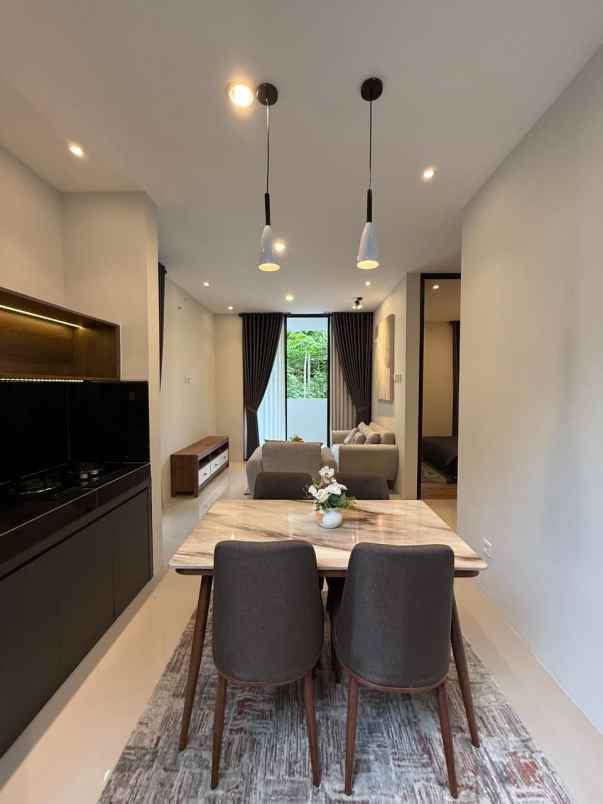 rumah cantik full furnished utara pasar godean