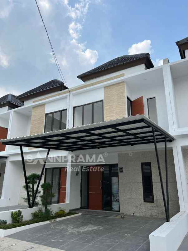 rumah cantik siap huni di harjamukti depok dp 0 reno