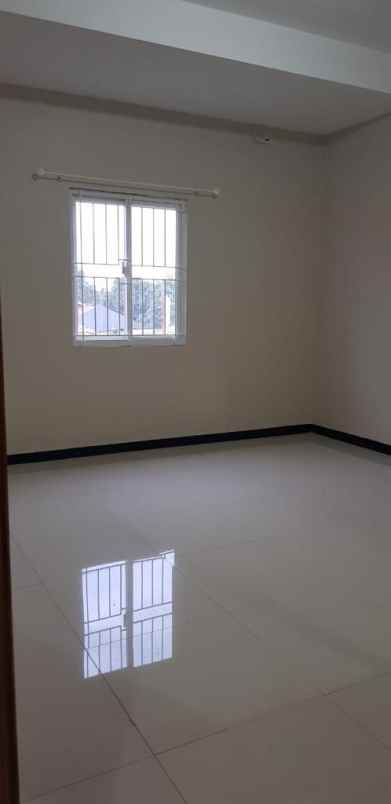 rumah cipayung depok