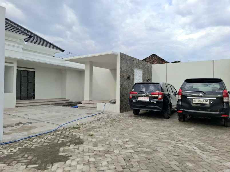 rumah dalam cluster murah dekat ke stadion maguwoharjo