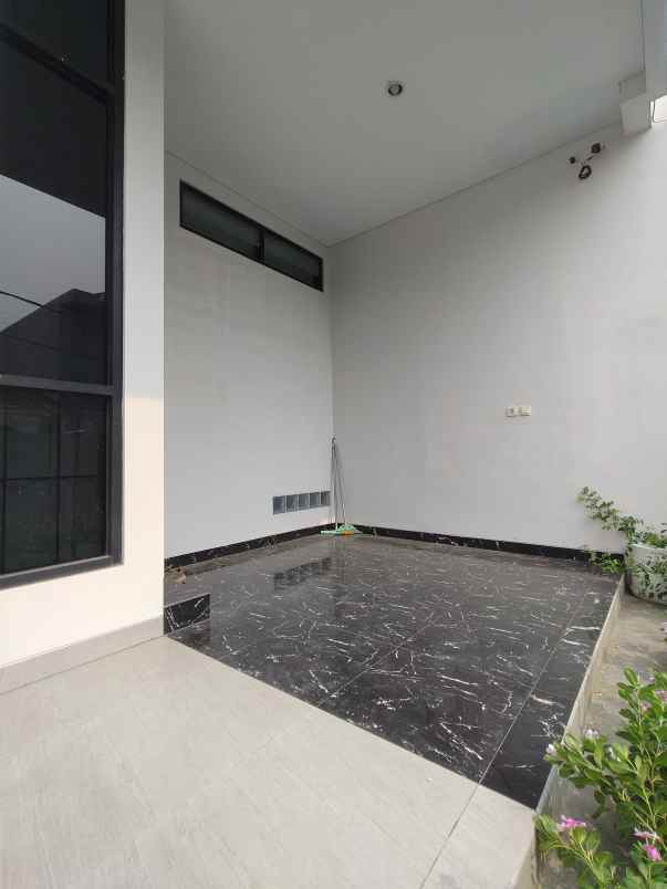 rumah dalam komplek siap huni area kayu mas jaktim