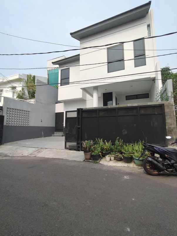 rumah dalam komplek siap huni area kayu mas jaktim