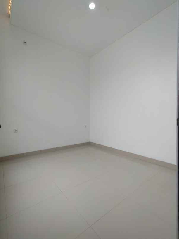 rumah dalam komplek siap huni area kayu mas jaktim