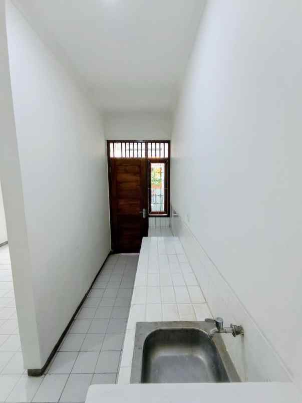 rumah dalam perumahan di purwomartani kalasan sleman