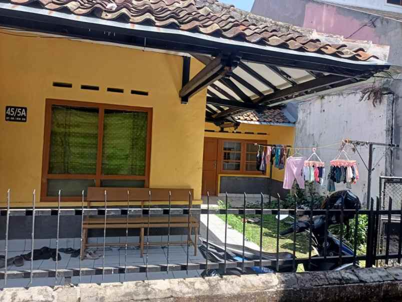 rumah di cicendo lokasi premium di tengah kota bandung