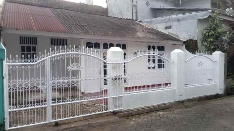 rumah di komplek btn paropo makassar