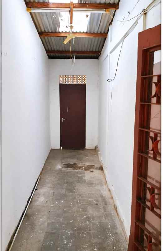 rumah di perumnas depok utara