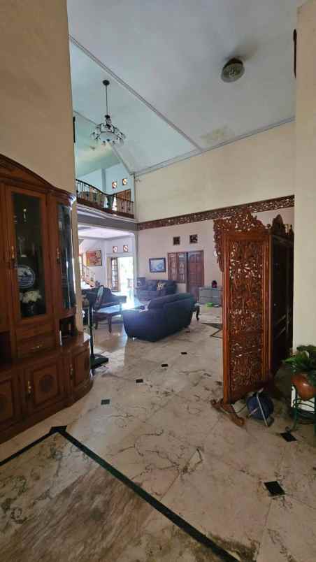 rumah dijual soponyono tenggilis mejoyo surabaya timur