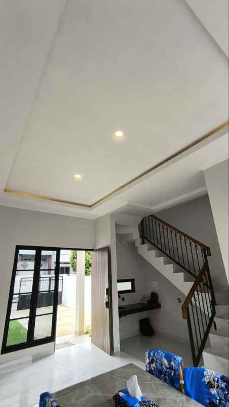 rumah eropa classic strategis di cibubur bekasi