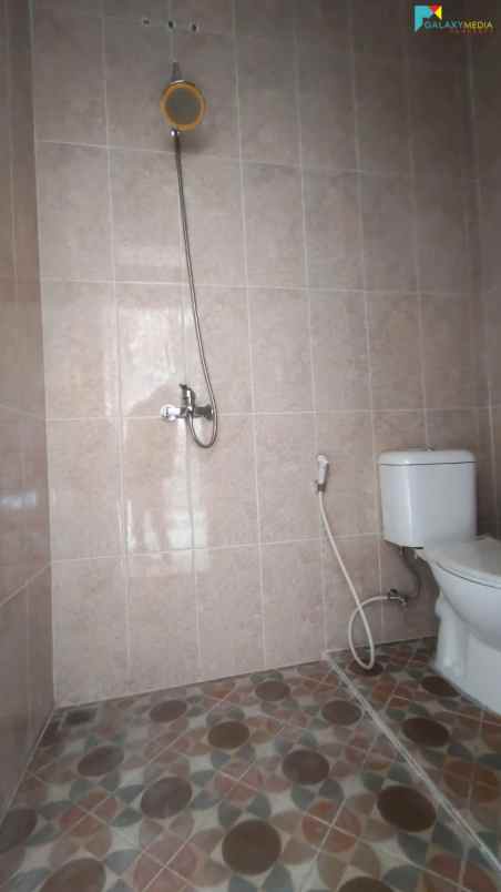 rumah galaxy pekayon bekasi jawa