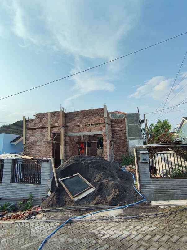 rumah hook ngaliyan semarang barat