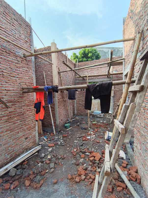 rumah hook ngaliyan semarang barat