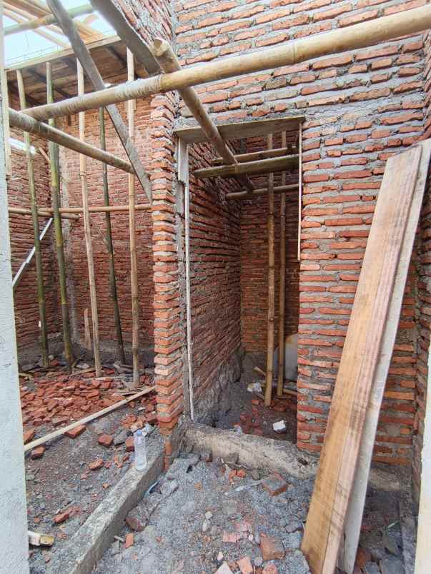 rumah hook ngaliyan semarang barat